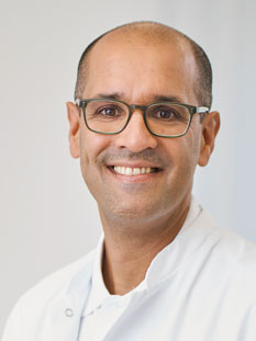 Prof. Dr. med. Lukas Konstantinidis, orthopaedic hip specialist Prof. Dr. med. Lukas Konstantinidis, specialist in orthopaedics and trauma surgery